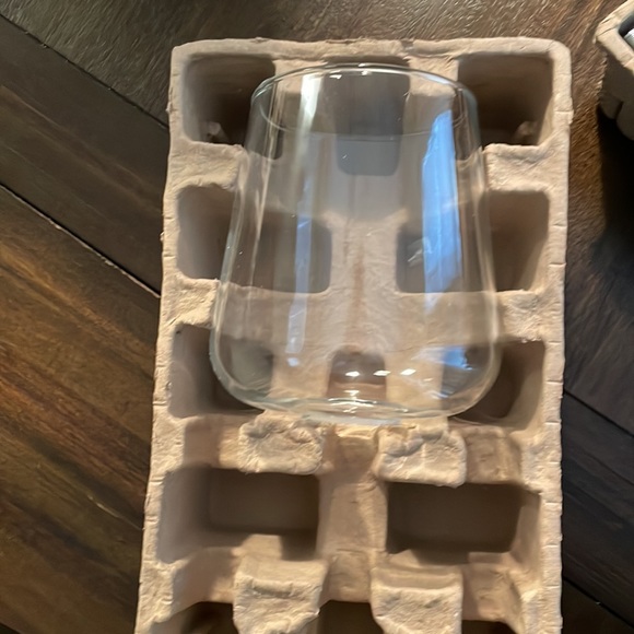 Hampton Bay
Pavlen 1-Light Bronze Pendant with Clear Glass Shade - Picture 2 of 8